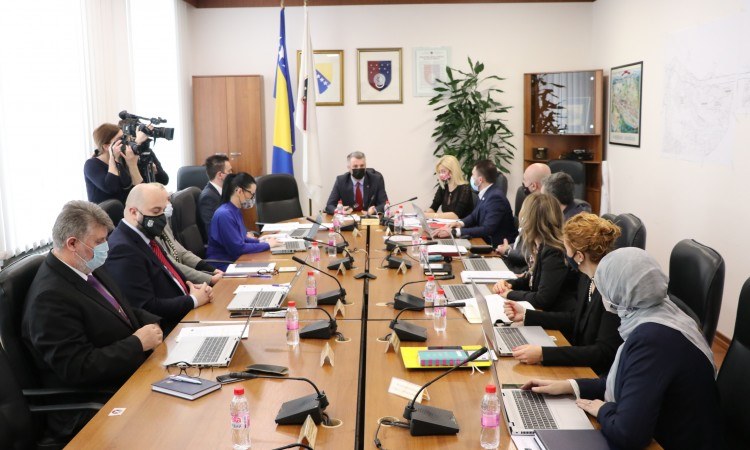 Vlada KS-a djelimično ublažila prethodne higijensko-epidemiološke mjere